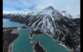 極致獨(dú)特的絕美冰川，絕世秘境薩普神山。