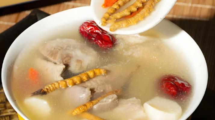 吃鮮冬蟲夏草會(huì)臉過(guò)敏嗎？